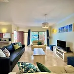 Summer 1 With Pool By Homing Albufeira