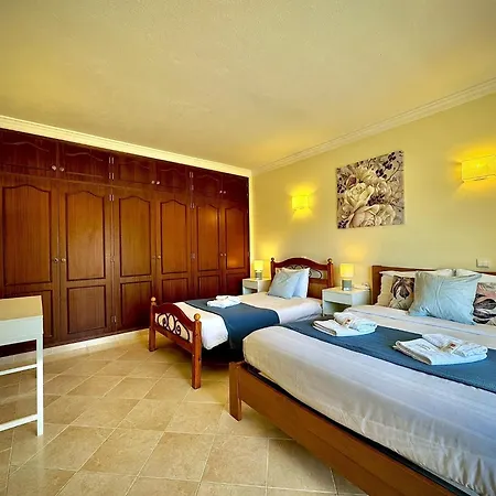 Summer 1 With Pool By Homing Villa