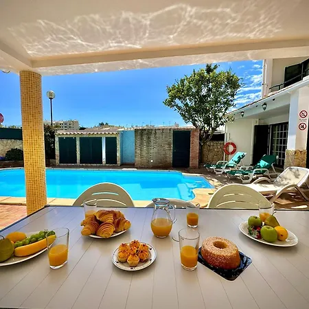 Villa Summer 1 With Pool By Homing