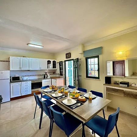 Villa Summer 1 With Pool By Homing