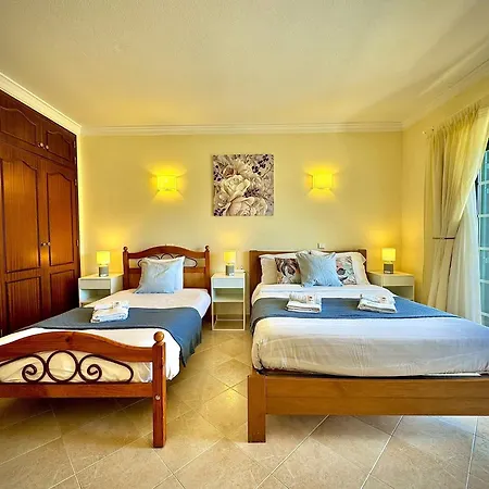 Summer 1 With Pool By Homing * Albufeira