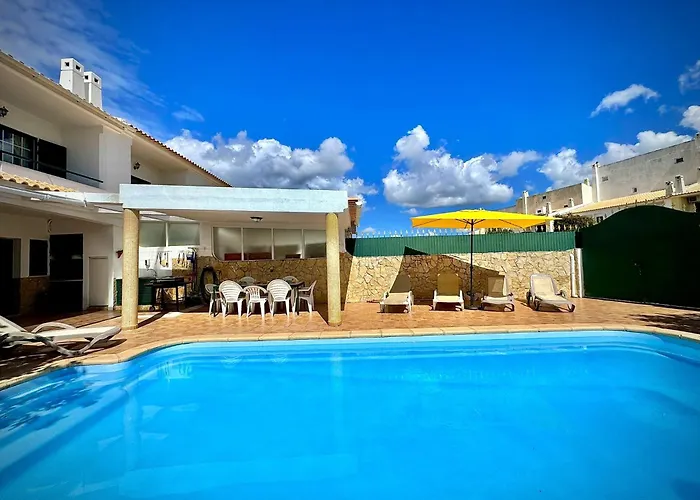 Summer 1 With Pool By Homing 빌라 알부페이라